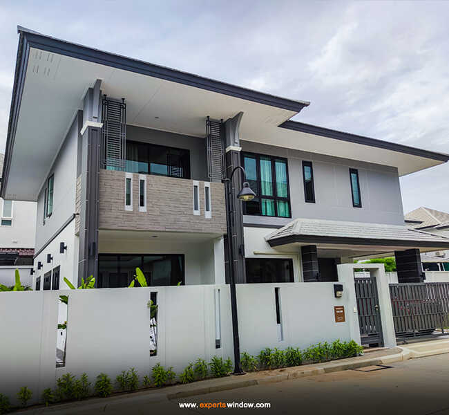 ผลงานติดตั้งประตูหน้าต่างอลูมิเนียม โปรเจค Renovate บ้านเดี่ยว พัทยา